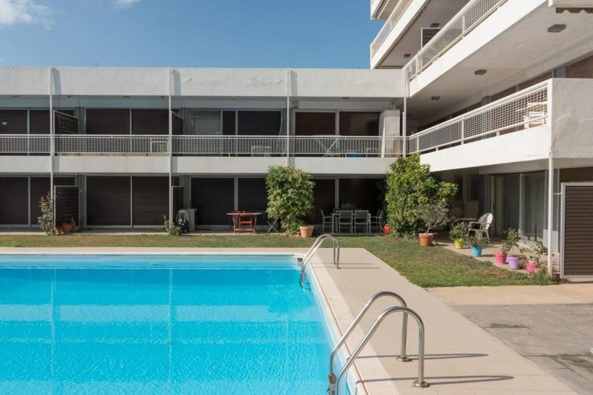 Βουλα A Gem At Voula 1' Walk From The Beach Lägenhet Aten Exteriör bild